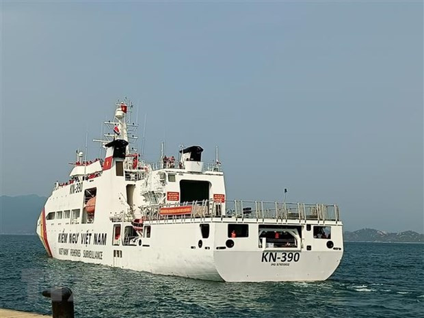 Jóvenes sobresalientes comienzan recorrido por islas patrias ảnh 1 Jóvenes sobresalientes comienzan recorrido por islas patrias ảnh 1