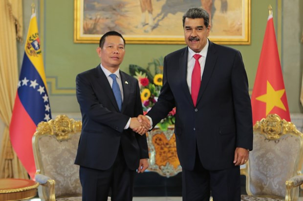 Venezuela determina profundizar cooperación multifacética con Vietnam, afirma presidente ảnh 1 Venezuela determina profundizar cooperación multifacética con Vietnam, afirma presidente ảnh 1