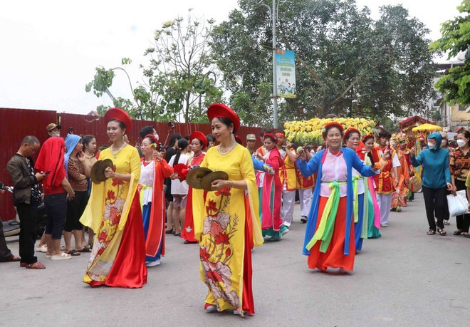 Miles de turistas asisten a Festival del Templo Do en provincia de Bac Ninh ảnh 1 Miles de turistas asisten a Festival del Templo Do en provincia de Bac Ninh ảnh 1