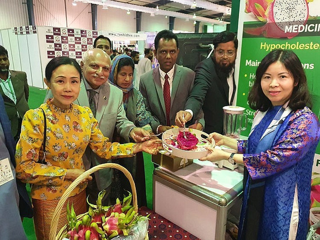 Promocionan pitahaya vietnamita en Feria Internacional My Karachi-Oasis of Harmony 2023 ảnh 1 Promocionan pitahaya vietnamita en Feria Internacional My Karachi-Oasis of Harmony 2023 ảnh 1