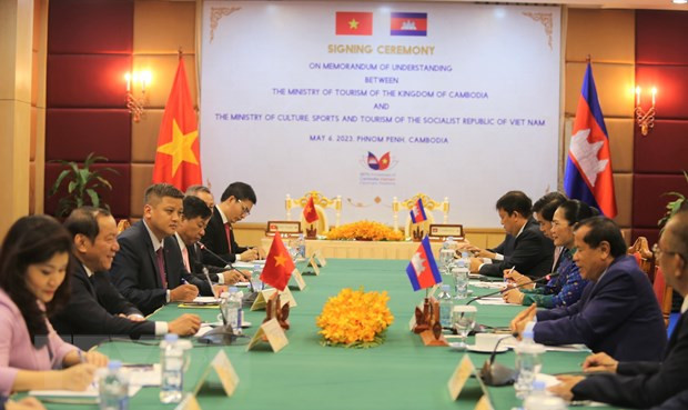 Vietnam y Camboya por fortalecer cooperación en turismo   ảnh 1 Vietnam y Camboya por fortalecer cooperación en turismo   ảnh 1