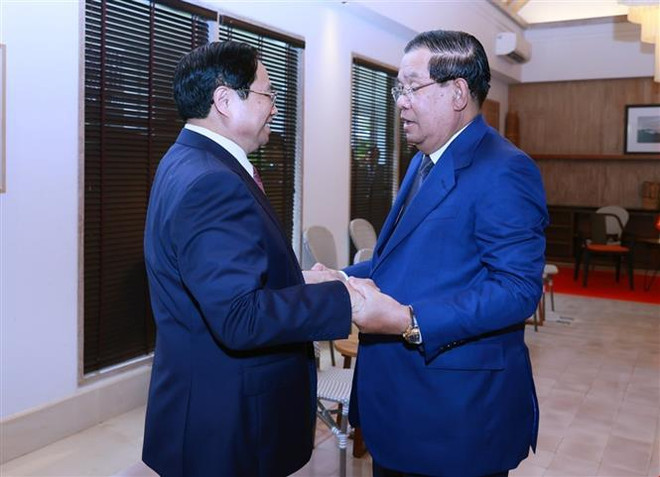 Primer ministro de Vietnam se reúne con su homólogo de Camboya ảnh 1 Primer ministro de Vietnam se reúne con su homólogo de Camboya ảnh 1
