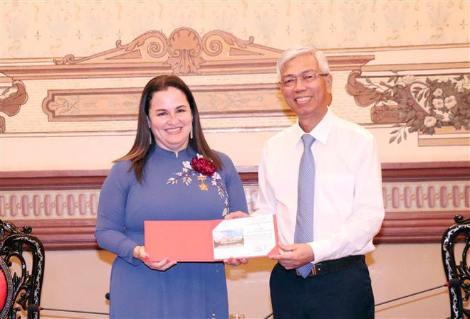 Autoridades de Ciudad Ho Chi Minh reciben a funcionaria de ONU Mujeres ảnh 1 Autoridades de Ciudad Ho Chi Minh reciben a funcionaria de ONU Mujeres ảnh 1