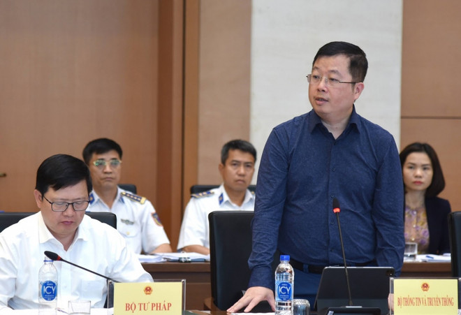 Bloquearán y manejarán cuentas de redes sociales anónimas en Vietnam ảnh 2 Bloquearán y manejarán cuentas de redes sociales anónimas en Vietnam ảnh 2