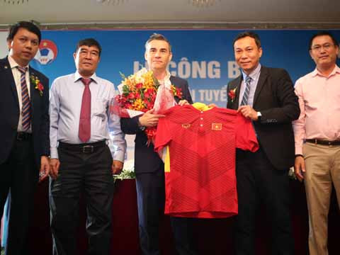 Miguel Rodrigo confía en llevar a Vietnam a top cuatro de fútbol sala de Asia ảnh 1 Miguel Rodrigo confía en llevar a Vietnam a top cuatro de fútbol sala de Asia ảnh 1