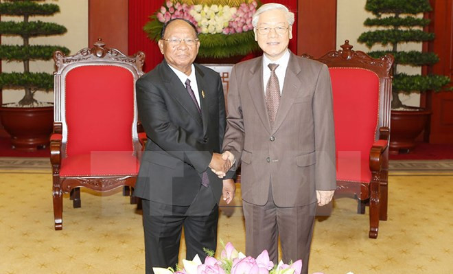 Máximo dirigente partidista de Vietnam resalta amistad con Camboya ảnh 1 Máximo dirigente partidista de Vietnam resalta amistad con Camboya ảnh 1
