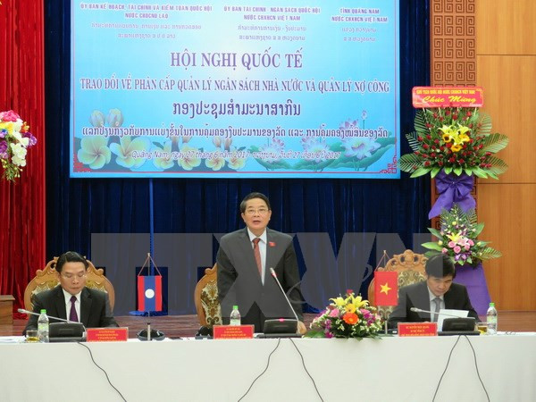 Vietnam y Laos intercambian experiencias en gestión de presupuesto estatal ảnh 1 Vietnam y Laos intercambian experiencias en gestión de presupuesto estatal ảnh 1