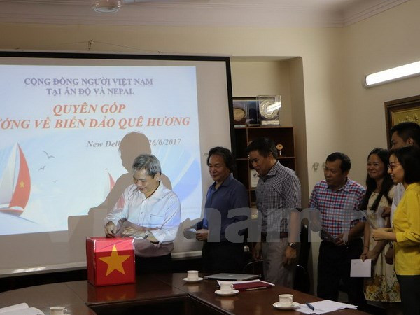 Vietnamitas en India y Nepal miran hacia el mar y las islas de la Patria ảnh 1 Vietnamitas en India y Nepal miran hacia el mar y las islas de la Patria ảnh 1