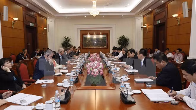 Vietnam estimula inversiones de empresas de Eurocham en sector farmacéutico ảnh 1