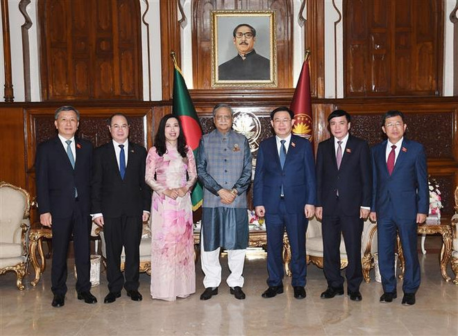 Titular parlamentario de Vietnam se reúne con presidente de Bangladesh ảnh 2 Titular parlamentario de Vietnam se reúne con presidente de Bangladesh ảnh 2