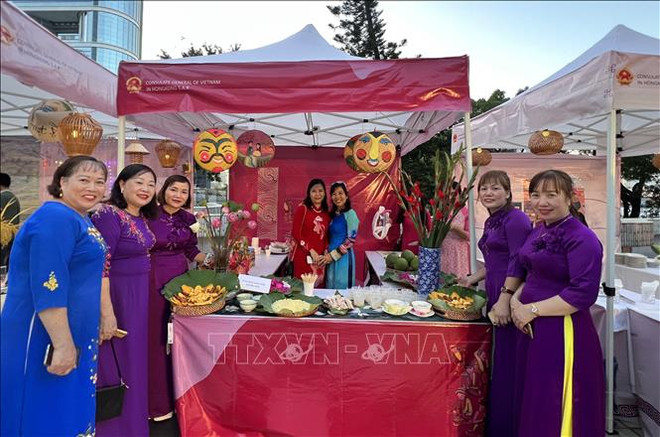 Celebran en Hong Kong el mayor evento diplomático y cultural de Vietnam ảnh 1 Celebran en Hong Kong el mayor evento diplomático y cultural de Vietnam ảnh 1