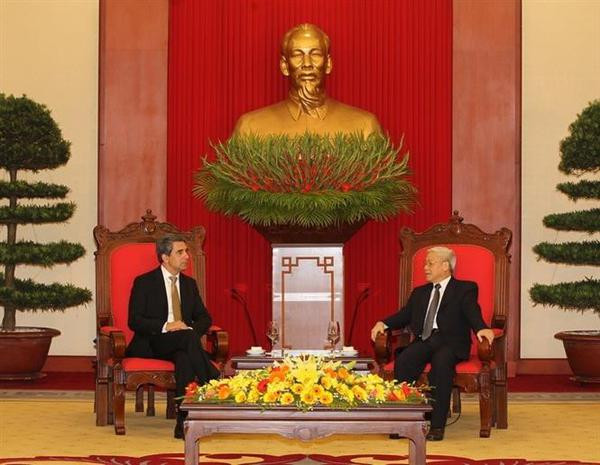 Fortalecen amistad tradicional y cooperación multifacética Vietnam - Bulgaria ảnh 2 Fortalecen amistad tradicional y cooperación multifacética Vietnam - Bulgaria ảnh 2