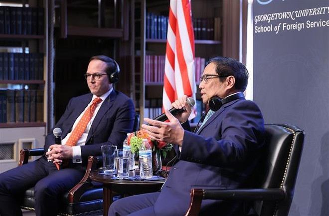 Premier vietnamita visita Universidad de Georgetown en Washington ảnh 2 Premier vietnamita visita Universidad de Georgetown en Washington ảnh 2