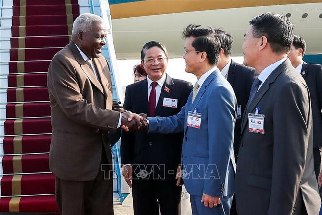 Presidente de la Asamblea Nacional del Poder Popular de Cuba inicia visita a Vietnam ảnh 1 Presidente de la Asamblea Nacional del Poder Popular de Cuba inicia visita a Vietnam ảnh 1