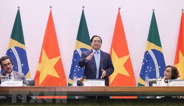 Premier vietnamita llega a Hanoi terminando gira por EE.UU. y Brasil ảnh 1 Premier vietnamita llega a Hanoi terminando gira por EE.UU. y Brasil ảnh 1
