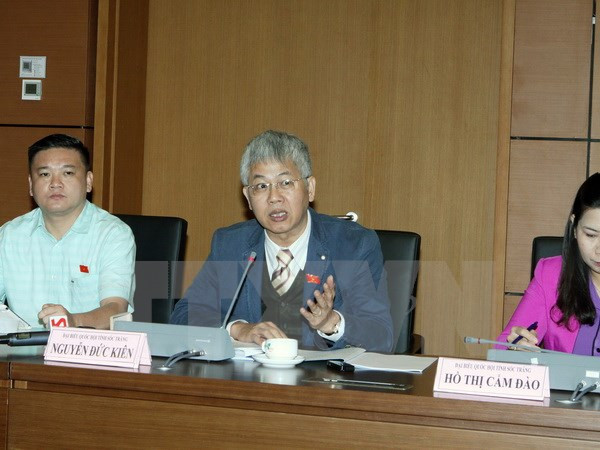 Diputados vietnamitas evalúan situación socioeconómica ảnh 1