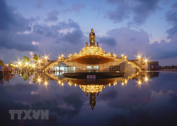 Reconocen record de estatua budista en Tay Ninh como la más alta de bronce en Asia ảnh 1 Reconocen record de estatua budista en Tay Ninh como la más alta de bronce en Asia ảnh 1