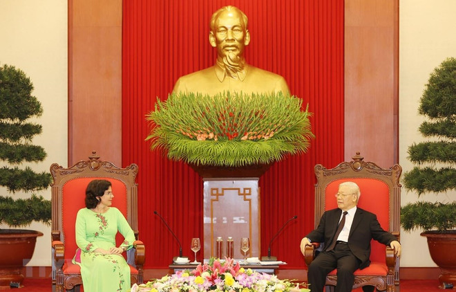 Máximo dirigente vietnamita recibe a embajadora cubana ảnh 1 Máximo dirigente vietnamita recibe a embajadora cubana ảnh 1