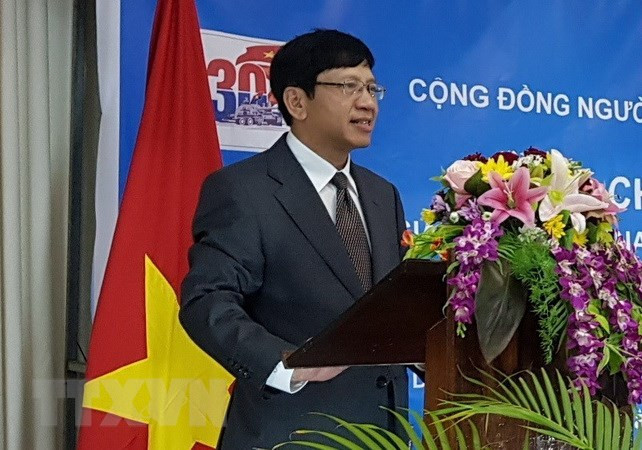 Celebran Día Nacional de Vietnam en Laos y Mozambique ảnh 1