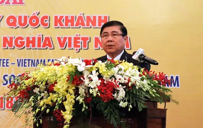 Ciudad Ho Chi Minh conmemora Fiesta Nacional ảnh 1