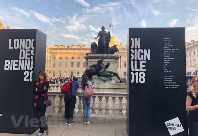 Arte contemporáneo de Vietnam presente en muestra de diseño creativo en Londres ảnh 1 Arte contemporáneo de Vietnam presente en muestra de diseño creativo en Londres ảnh 1