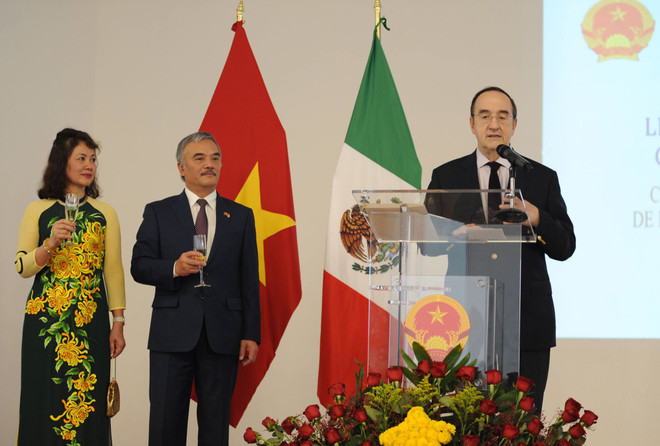 Nutrida participación en acto conmemorativo por Día Nacional de Vietnam en México ảnh 2 Nutrida participación en acto conmemorativo por Día Nacional de Vietnam en México ảnh 2