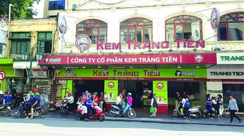 Helados típicos de Hanoi impresionan a los comensales ảnh 1