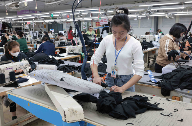 Fluye inversión extranjera directa hacia sector textil y de confección de Vietnam ảnh 1