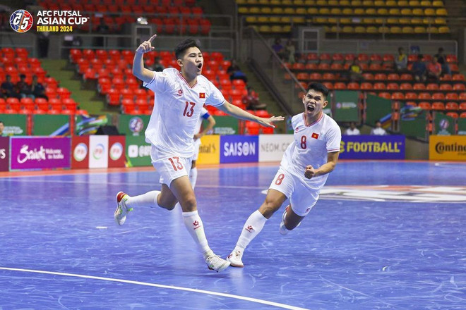 Vietnam avanza a cuartos de la Copa Asiática de futsal ảnh 1 Vietnam avanza a cuartos de la Copa Asiática de futsal ảnh 1