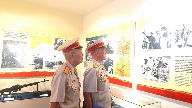 Exhiben imágenes, documentos y artefactos sobre la compaña de Dien Bien Phu ảnh 1 Exhiben imágenes, documentos y artefactos sobre la compaña de Dien Bien Phu ảnh 1