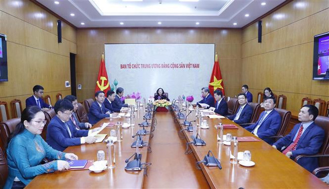 Partidos Comunistas de Vietnam y China impulsan cooperación en formación de cuadros ảnh 1 Partidos Comunistas de Vietnam y China impulsan cooperación en formación de cuadros ảnh 1