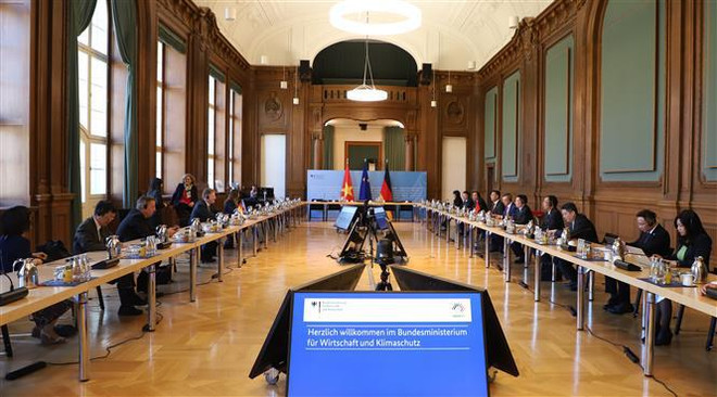Vietnam y Alemania promueven cooperación en finanzas ảnh 2 Vietnam y Alemania promueven cooperación en finanzas ảnh 2