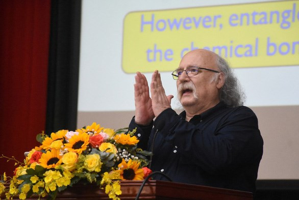 Ganador del Premio Nobel comparte el "secreto" de la investigación científica ảnh 1 Ganador del Premio Nobel comparte el "secreto" de la investigación científica ảnh 1