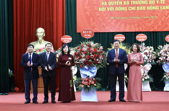 Designan a Dao Hong Lan como ministra interina de Salud de Vietnam ảnh 2