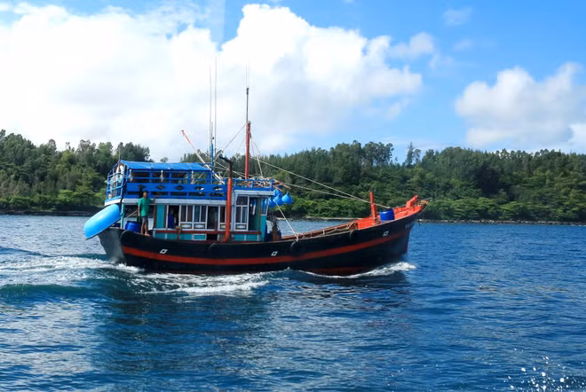 Ofrecen asistencia financiera a pescadores vietnamitas en alta mar ảnh 1 Ofrecen asistencia financiera a pescadores vietnamitas en alta mar ảnh 1