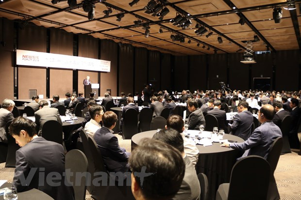 Efectúan en Corea del Sur Foro de Economía de Vietnam ảnh 1 Efectúan en Corea del Sur Foro de Economía de Vietnam ảnh 1