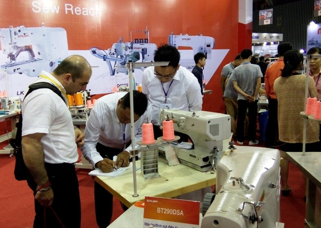 Abierta en Vietnam exposición internacional de industria textil ảnh 1