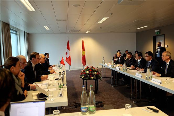 Trabajan por crear condiciones favorables para inversiones suizas en Vietnam ảnh 2 Trabajan por crear condiciones favorables para inversiones suizas en Vietnam ảnh 2