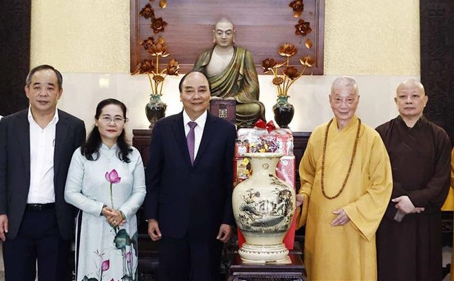 Presidente de Vietnam felicita a Sangha Budista en ocasión de Tet ảnh 1 Presidente de Vietnam felicita a Sangha Budista en ocasión de Tet ảnh 1