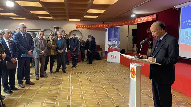 Conmemoran en Francia aniversario 50 de la firma del Acuerdo de París ảnh 1 Conmemoran en Francia aniversario 50 de la firma del Acuerdo de París ảnh 1