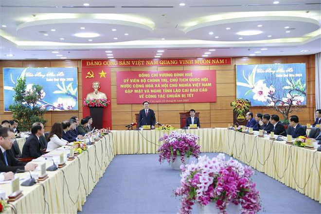 Presidente parlamentario vietnamita visita provincia de Lao Cai ảnh 1 Presidente parlamentario vietnamita visita provincia de Lao Cai ảnh 1