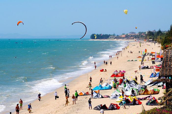 Provincia vietnamita de Binh Thuan se esfuerza por recibir 6,5 millones de turistas en 2023 ảnh 2 Provincia vietnamita de Binh Thuan se esfuerza por recibir 6,5 millones de turistas en 2023 ảnh 2