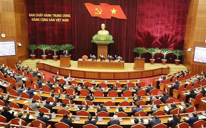 Comité Central del Partido Comunista de Vietnam acepta que Nguyen Xuan Phuc deje sus cargos ảnh 1