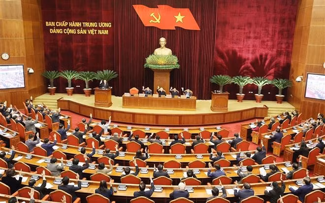 Comité Central del Partido Comunista de Vietnam acepta que Nguyen Xuan Phuc deje sus cargos ảnh 1