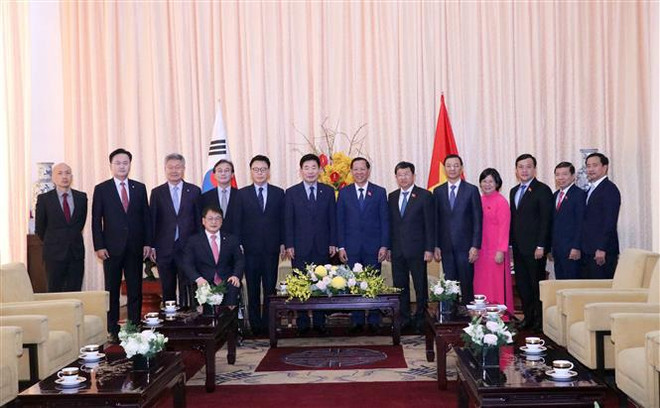 Presidente legislativo sudcoreano se reúne con autoridades de Ciudad Ho Chi Minh ảnh 2 Presidente legislativo sudcoreano se reúne con autoridades de Ciudad Ho Chi Minh ảnh 2