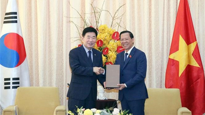 Presidente legislativo sudcoreano se reúne con autoridades de Ciudad Ho Chi Minh ảnh 1 Presidente legislativo sudcoreano se reúne con autoridades de Ciudad Ho Chi Minh ảnh 1