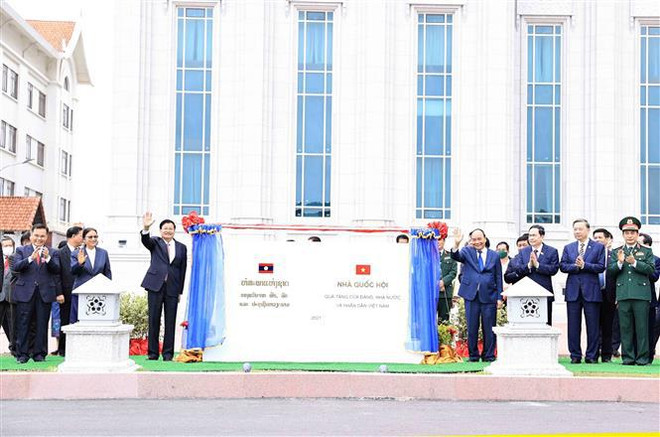Vietnam concede gran importancia a nexos con Laos, según presidente Nguyen Xuan Phuc ảnh 4 Vietnam concede gran importancia a nexos con Laos, según presidente Nguyen Xuan Phuc ảnh 4