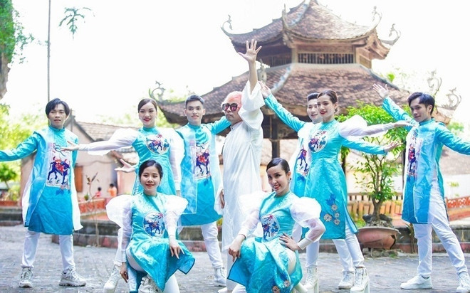 Estrena cantautor surcoreano nuevo video musical sobre Vietnam ảnh 1 Estrena cantautor surcoreano nuevo video musical sobre Vietnam ảnh 1