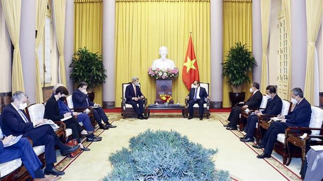 Presidente vietnamita recibe al enviado especial de EE.UU. para el cambio climático ảnh 2 Presidente vietnamita recibe al enviado especial de EE.UU. para el cambio climático ảnh 2
