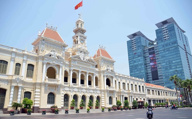 Ciudad Ho Chi Minh alivia medidas del distanciamiento social según hoja de ruta ảnh 1 Ciudad Ho Chi Minh alivia medidas del distanciamiento social según hoja de ruta ảnh 1